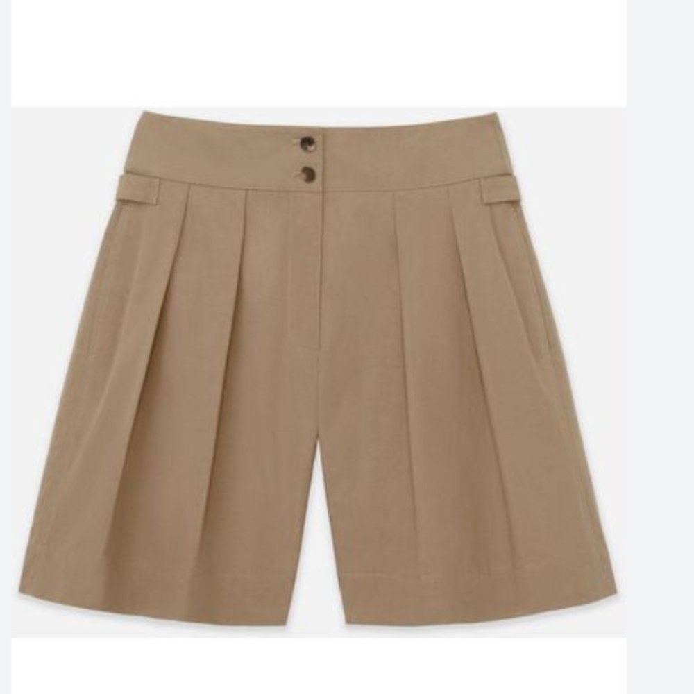 Lafayette‎ 148 New York Leroy  Pleated Bermuda Shorts in Tan, Size 14